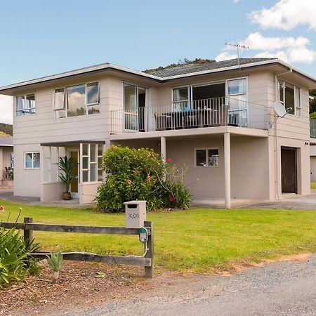 Waitangi Beach House Экстерьер фото
