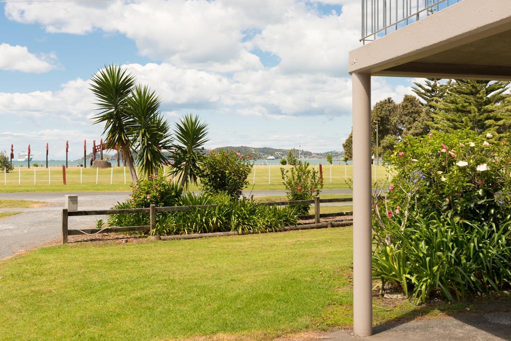 Waitangi Beach House Экстерьер фото
